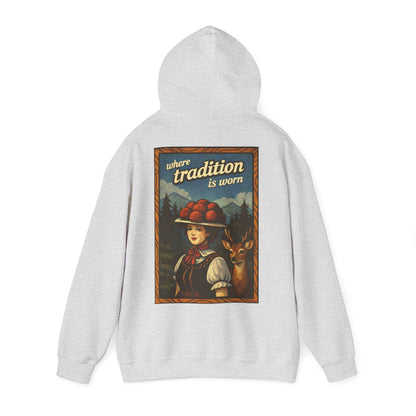 Hoodie „Where Tradition Is Worn“ – Schwarzwald Trachtenmotiv mit Bollenhut - Unisex