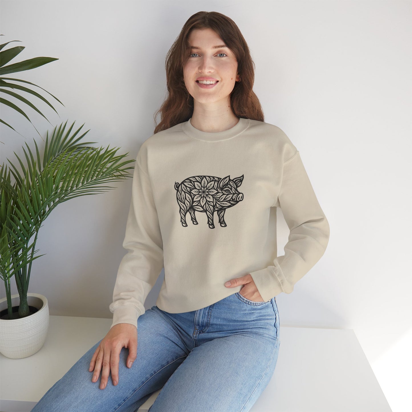Sweater mit Schwein im floralen Linocut Stil