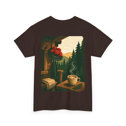 T-Shirt „Black Forest Love“ – Retro-Schwarzwald-Design mit Bollenhut & Hüttenzauber