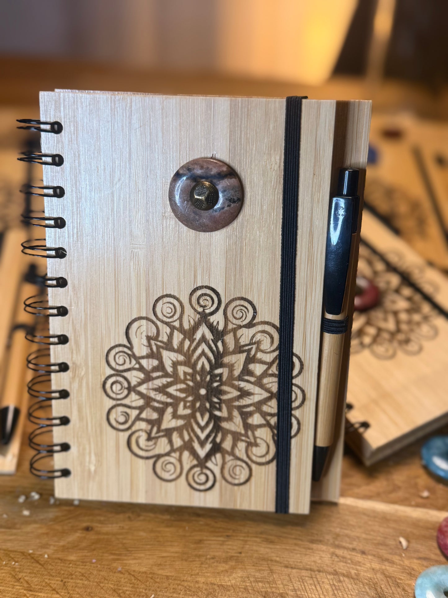 Notizbuch spirituell mit Edelstein