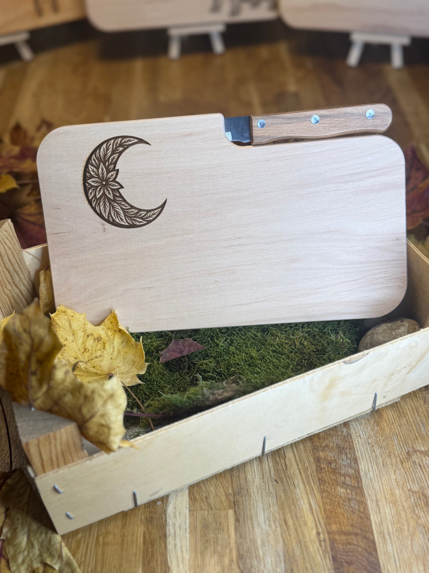 Vesper Brettchen mit Messer